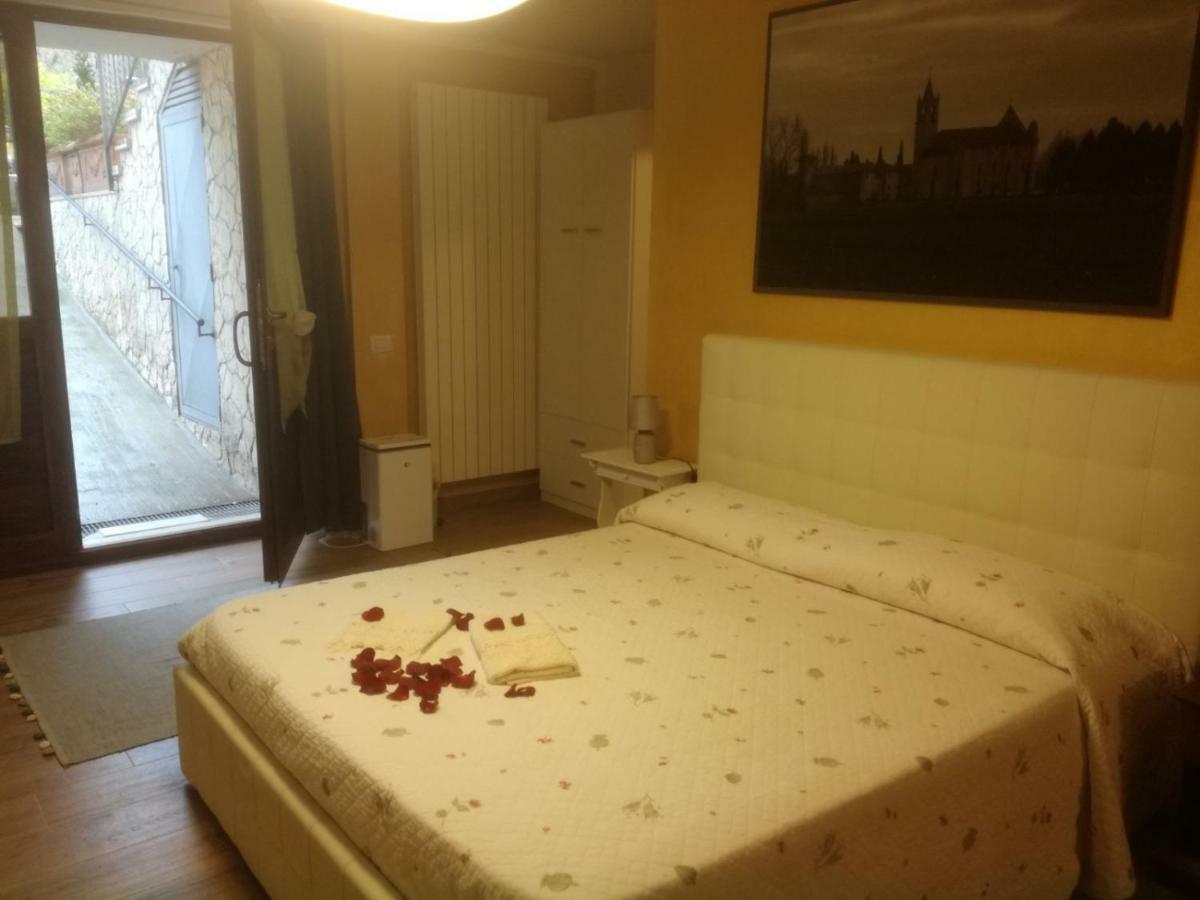 La Stella Di Eva Apartment Assisi Ngoại thất bức ảnh